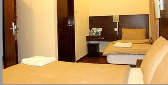 Sabrina Golden Palace Hotel Kuala Lumpur Oda fotoğraf
